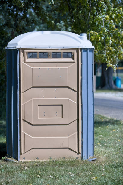Best Portable restroom trailer rental  in Mount Vernon, MD